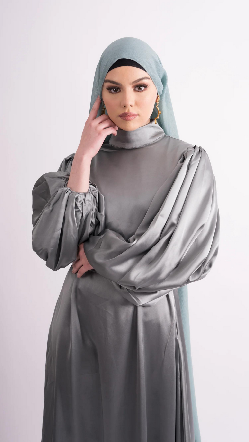 Light Sage Green Balloon Sleeve Satin Dress – Valoirofficial